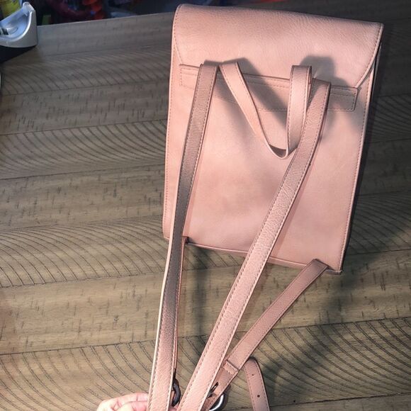 NWOT Pink Ring ? & Tassle Vegan Backpack Adjustable Straps. Pull Handle. Snap. main image 11